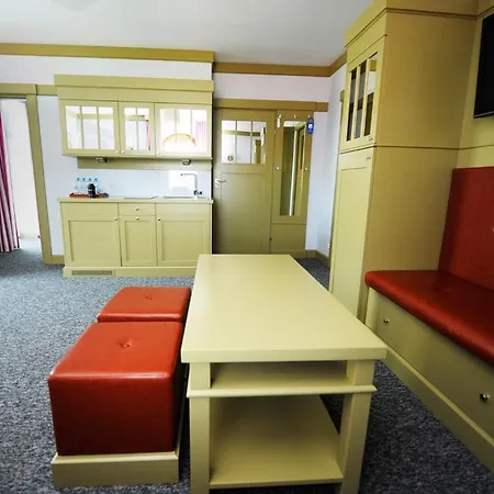 Ros Hotel